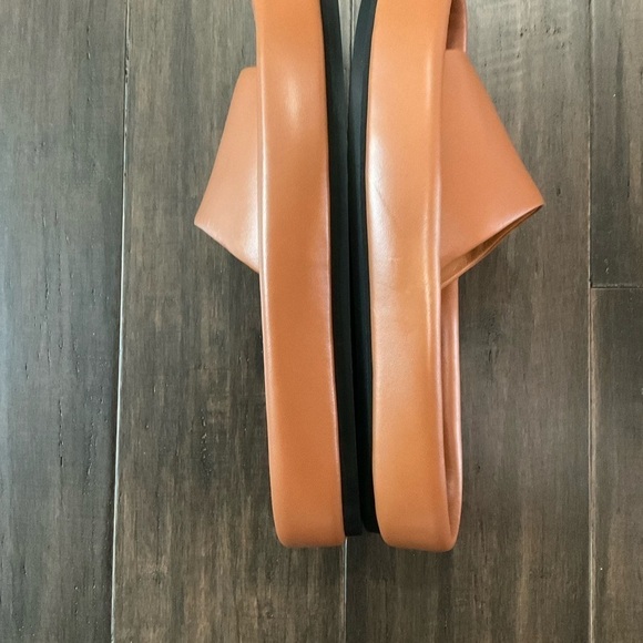 KHAITE Venice Caramel Brown Leather Open Toe Raises Sole Slide Sandals S… - Picture 4 of 6